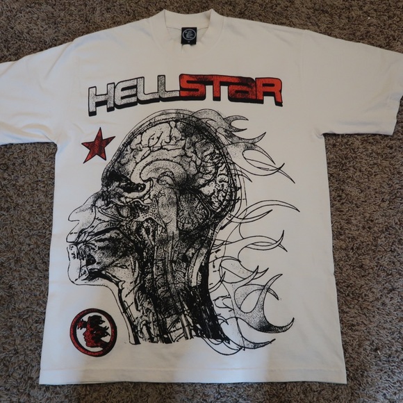 Hellstar “cranium” Tee cream